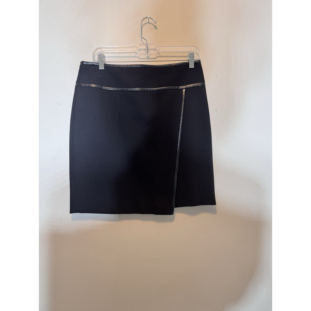 White House Black Market Women's Black Skirt Size 6 Faux Leather Detail